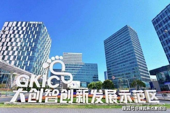 新解读(2025)首页网站-户型配套价格容积率k8凯发国际登录城投悦江湾售楼处-城投悦江湾最(图9)