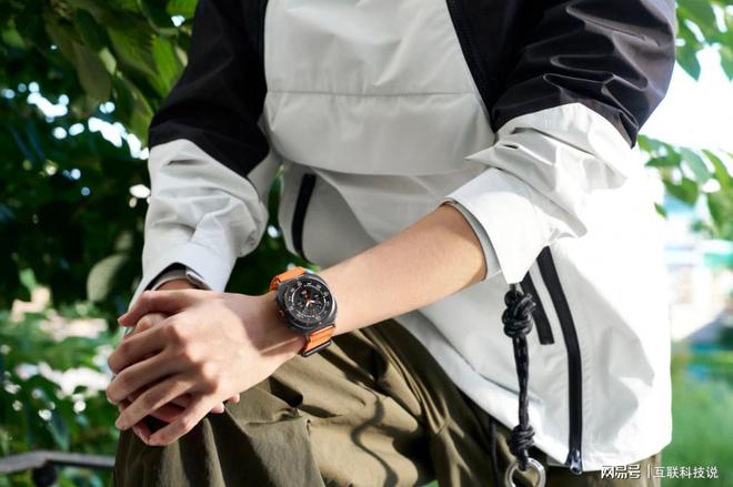 xy Watch Ultra智能手表与你同行马德里竞技携手K8释放快乐荷尔蒙三星